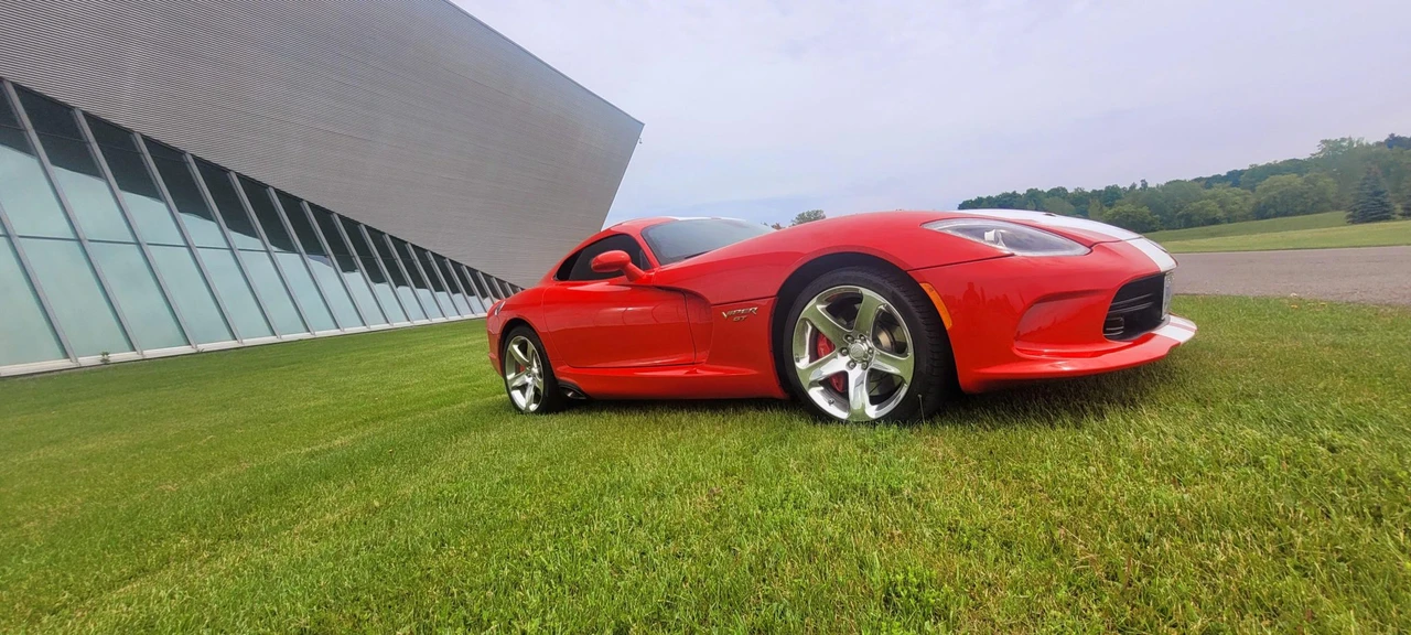2015 Dodge Viper 5th Gen - Image 11 of 31