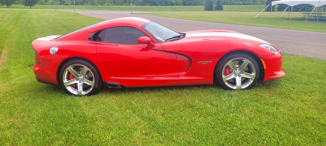 2015 Dodge Viper 5th Gen - Image 13 of 31
