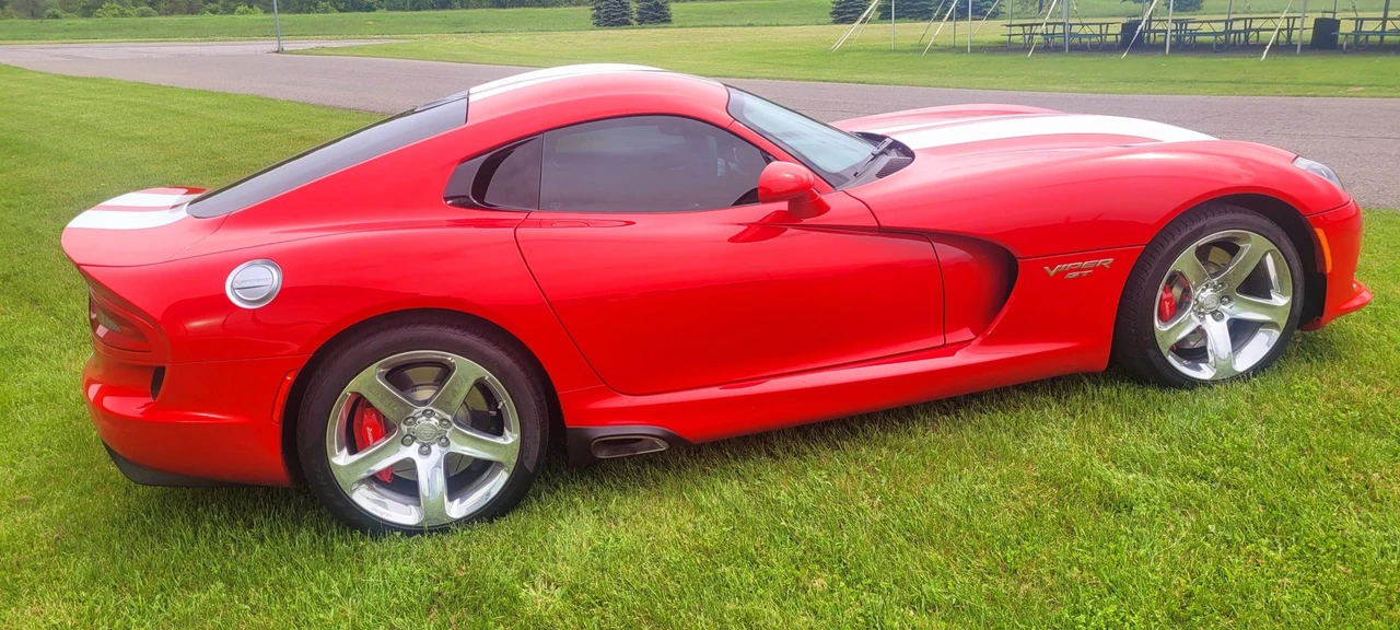 2015 Dodge Viper 5th Gen - Image 15 of 31