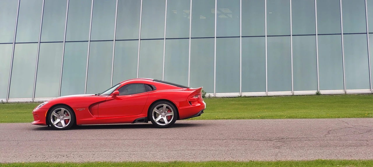 2015 Dodge Viper 5th Gen - Image 29 of 31