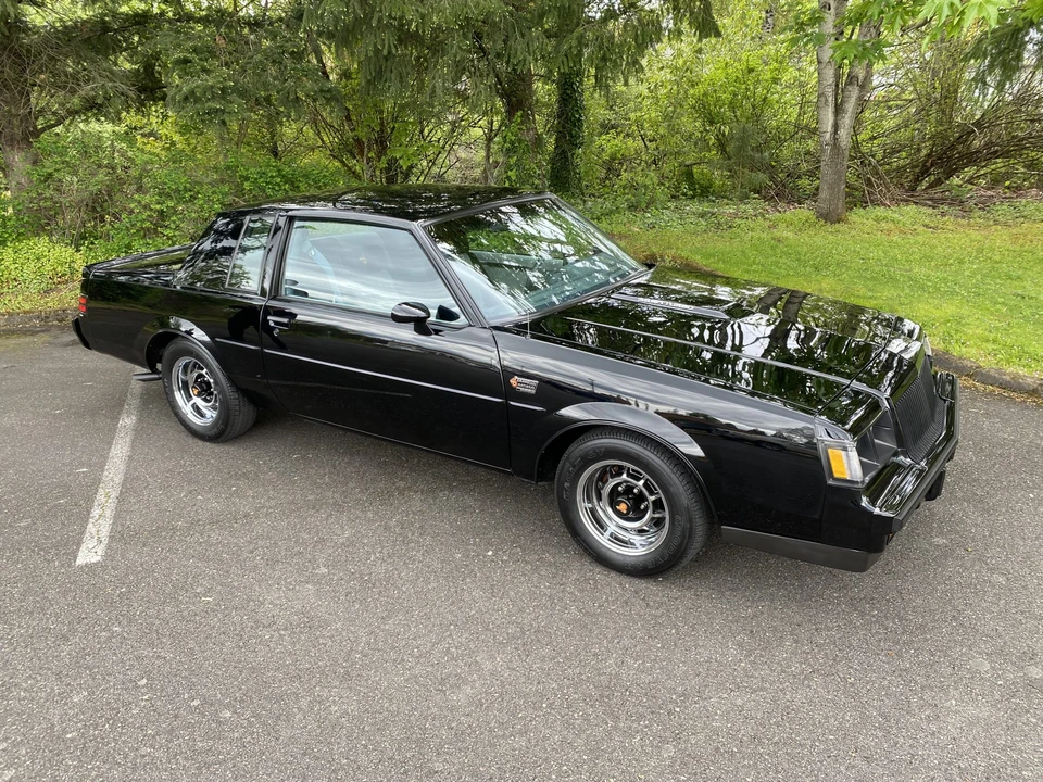 1987 Buick Grand National - Image 24 of 31