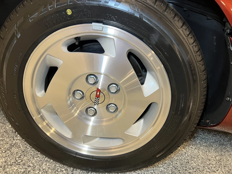 1988 Chevrolet Corvette C4 - Image 11 of 31