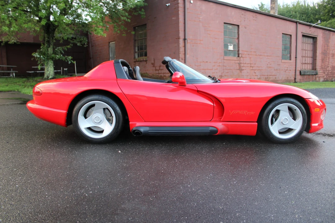 1992 Dodge Viper 1st Gen - Image 25 of 31