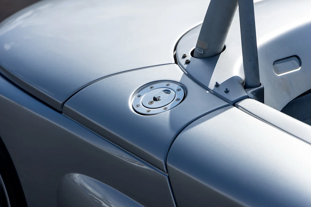 1998 Renault Spider - Image 23 of 31