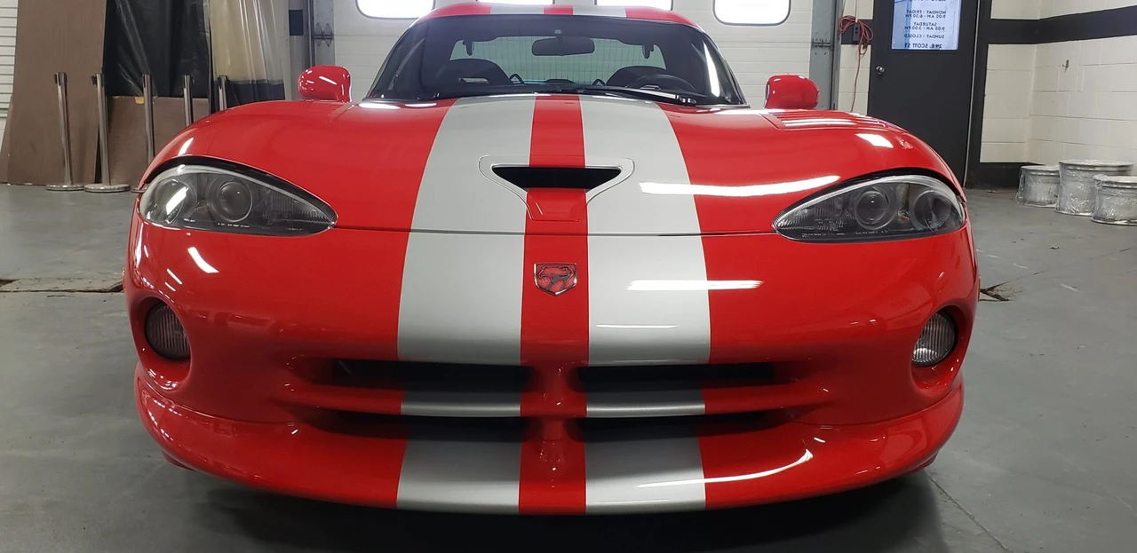 2002 Dodge Viper GTS 2nd Gen - Image 22 of 31