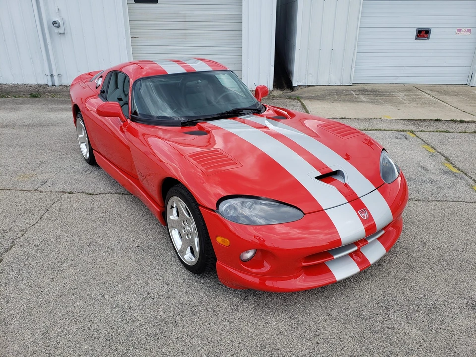 2002 Dodge Viper GTS 2nd Gen - Image 6 of 31