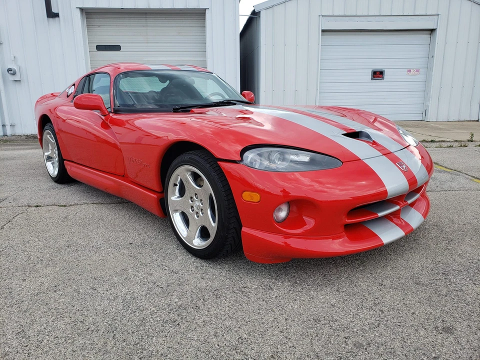 2002 Dodge Viper GTS 2nd Gen - Image 7 of 31