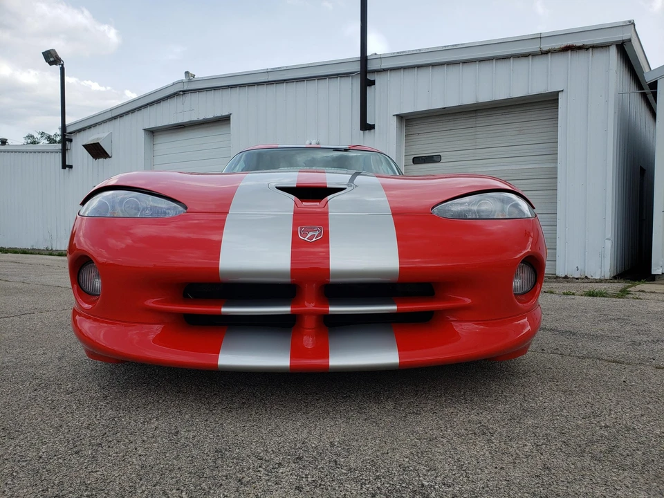 2002 Dodge Viper GTS 2nd Gen - Image 5 of 31