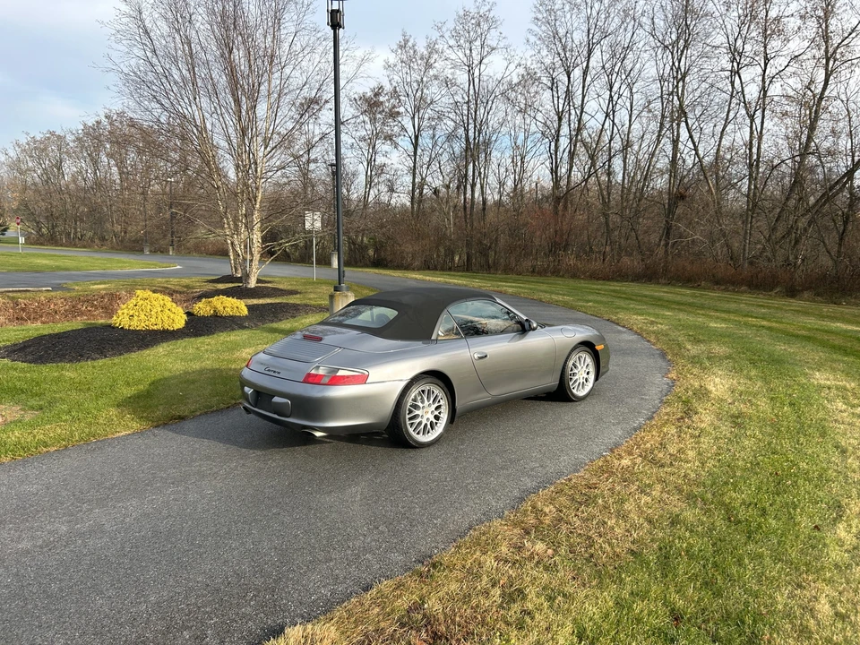 2002 Porsche 996 Carrera - Image 25 of 31