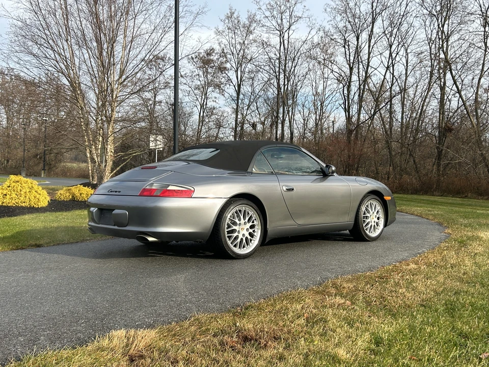 2002 Porsche 996 Carrera - Image 26 of 31