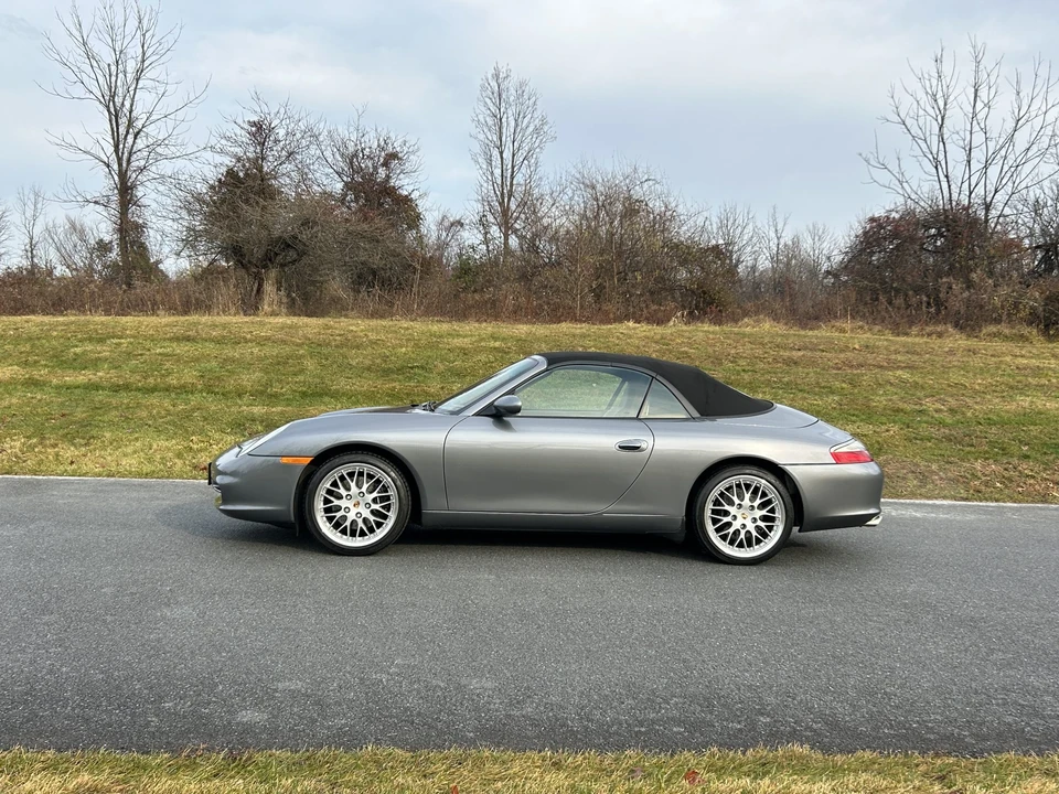 2002 Porsche 996 Carrera - Image 10 of 31