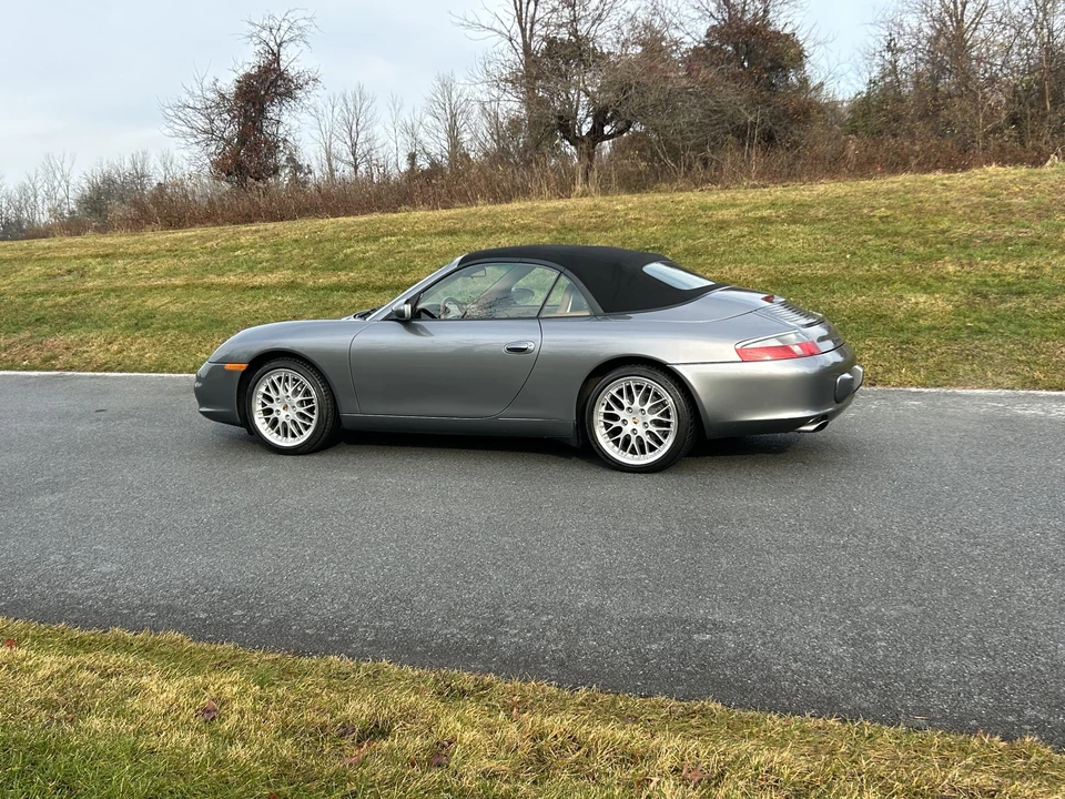 2002 Porsche 996 Carrera - Image 12 of 31