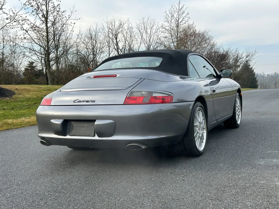 2002 Porsche 996 Carrera - Image 24 of 31
