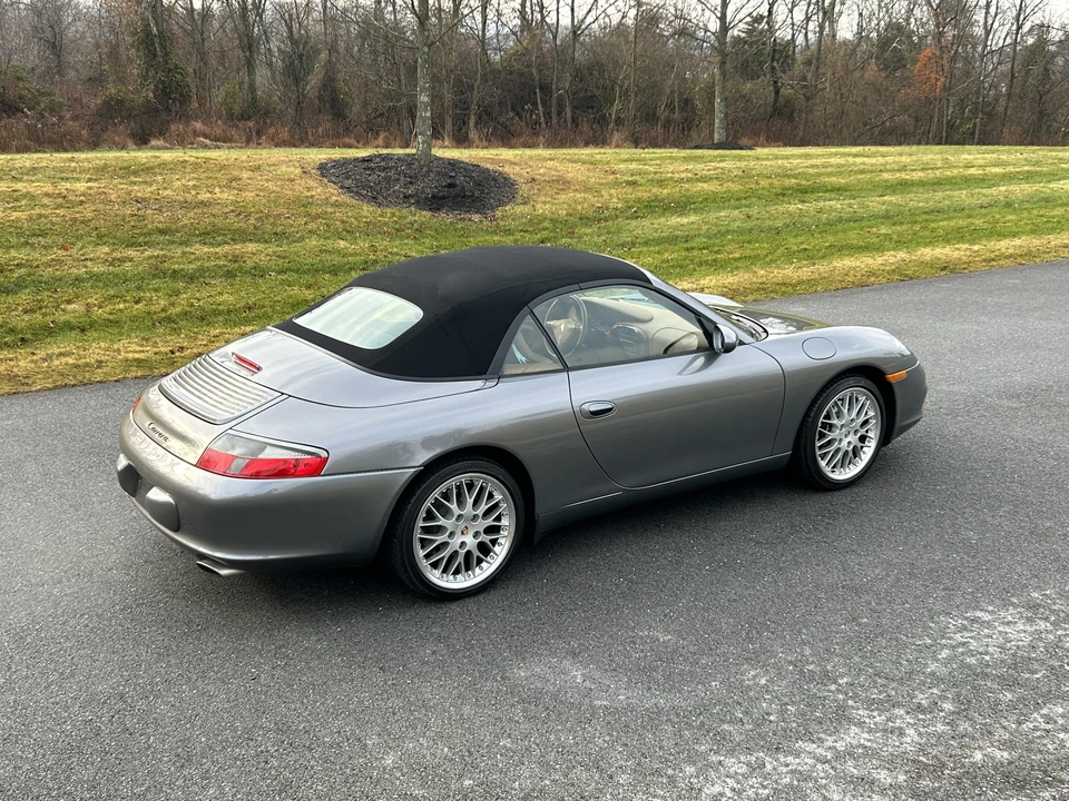 2002 Porsche 996 Carrera - Image 27 of 31
