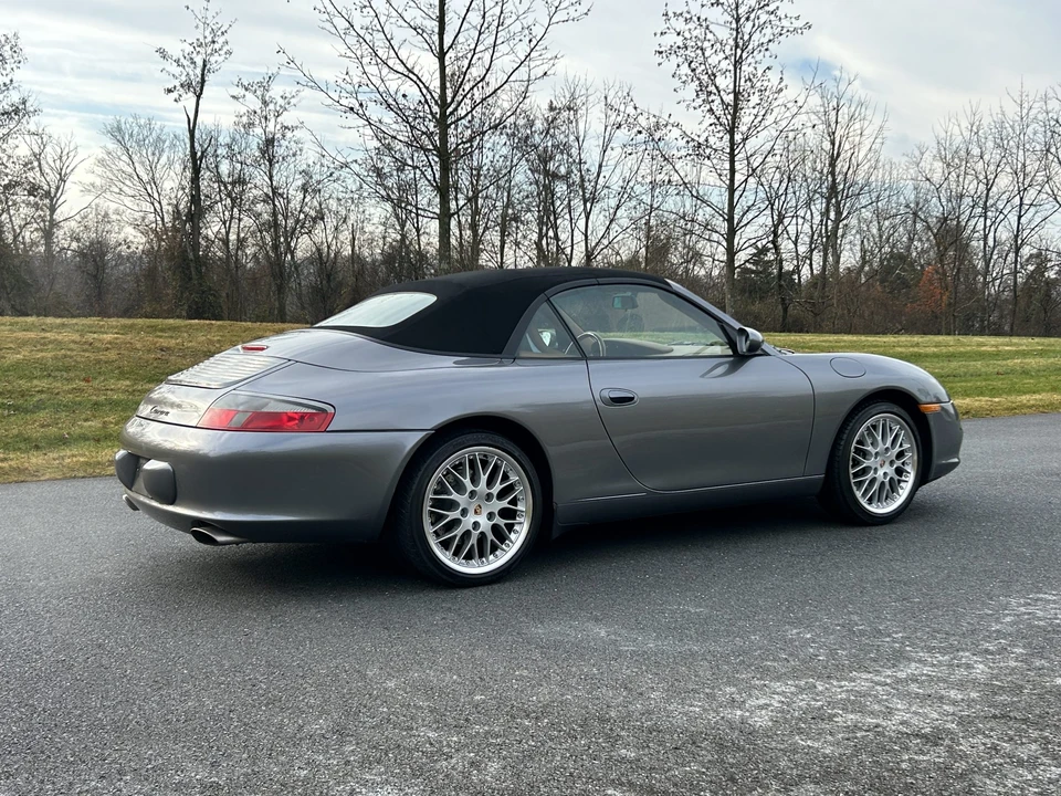 2002 Porsche 996 Carrera - Image 28 of 31