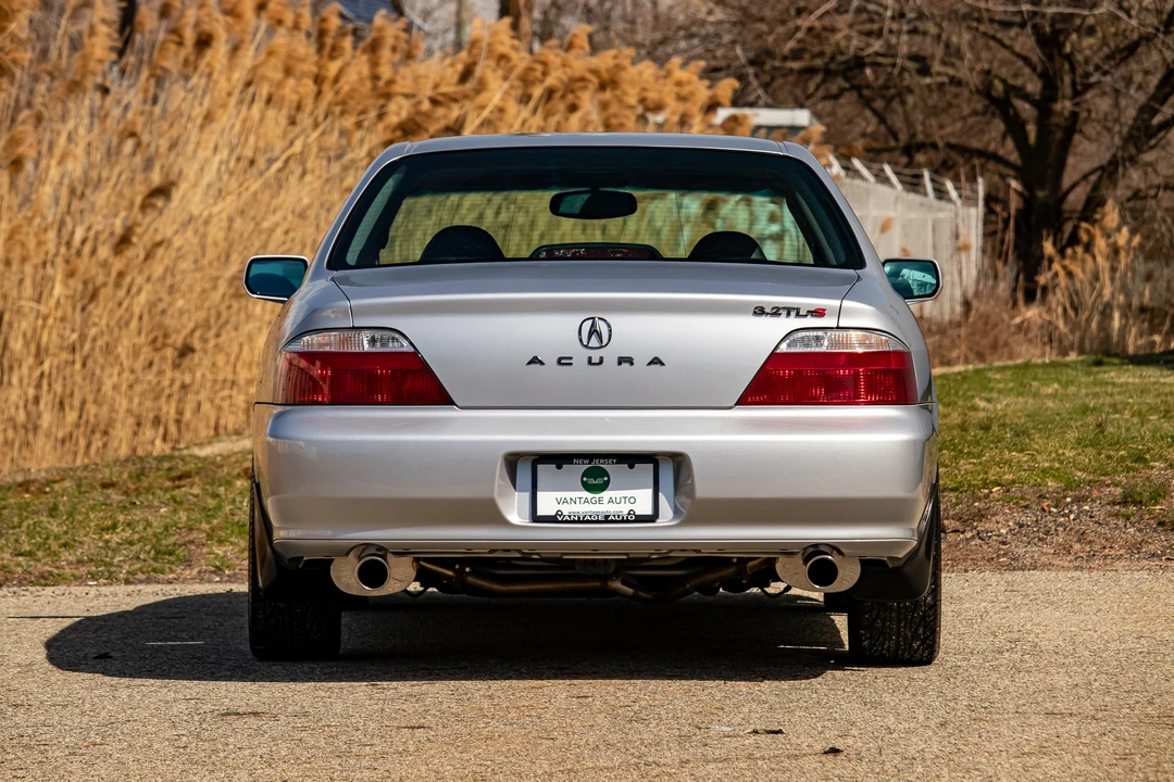2003 Acura TL 2nd Gen - Image 11 of 31