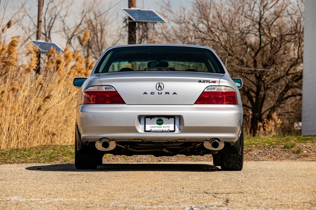 2003 Acura TL 2nd Gen - Image 10 of 31