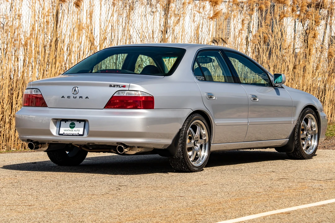 2003 Acura TL 2nd Gen - Image 12 of 31