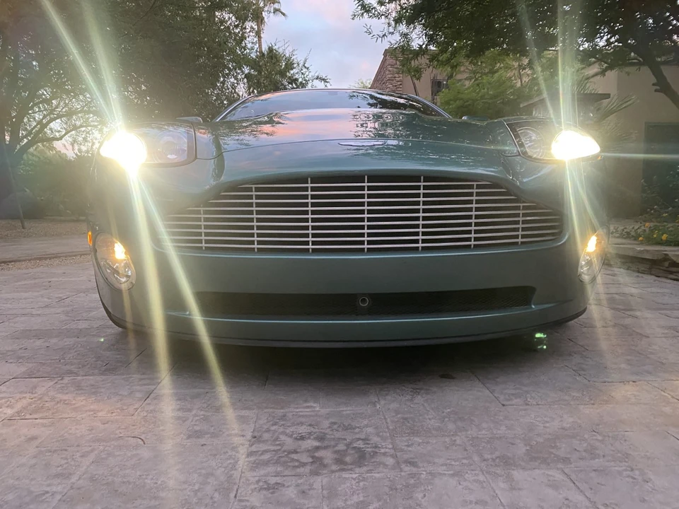 2003 Aston Martin Vanquish 1st Gen - Image 13 of 31