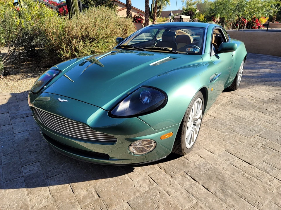 2003 Aston Martin Vanquish 1st Gen - Image 15 of 31