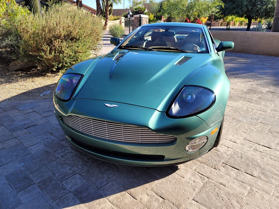 2003 Aston Martin Vanquish 1st Gen - Image 14 of 31
