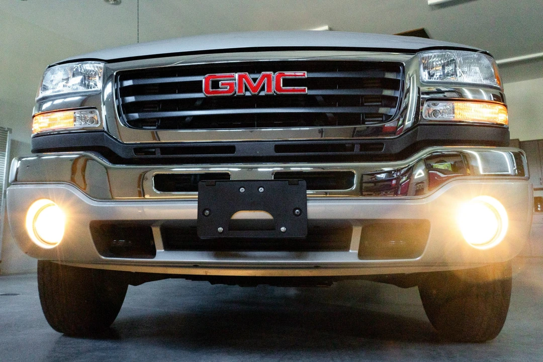 2004 GMC Sierra Heavy Duty 2nd Gen - Image 11 of 31