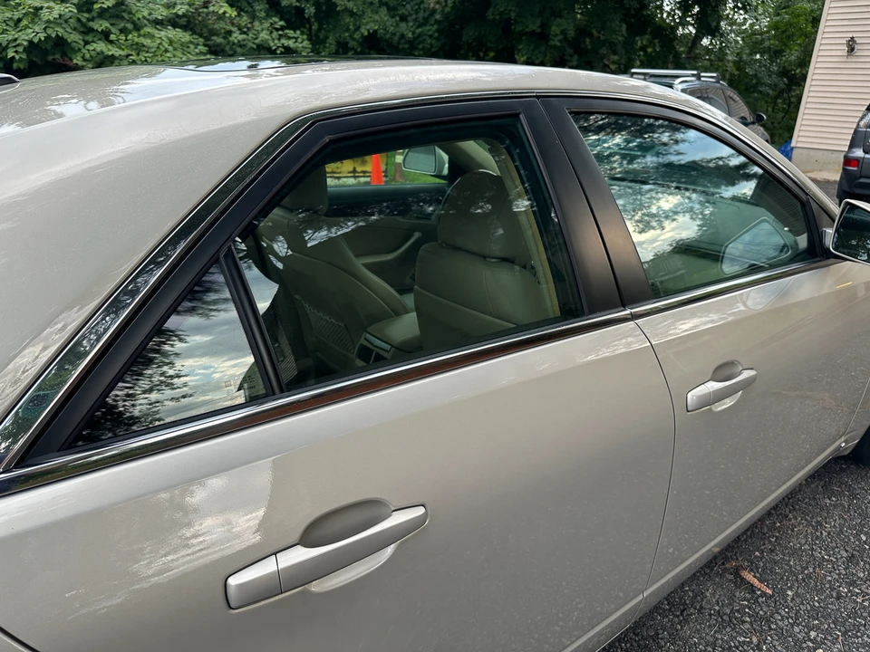 2008 Cadillac CTS 2nd Gen - Image 28 of 31