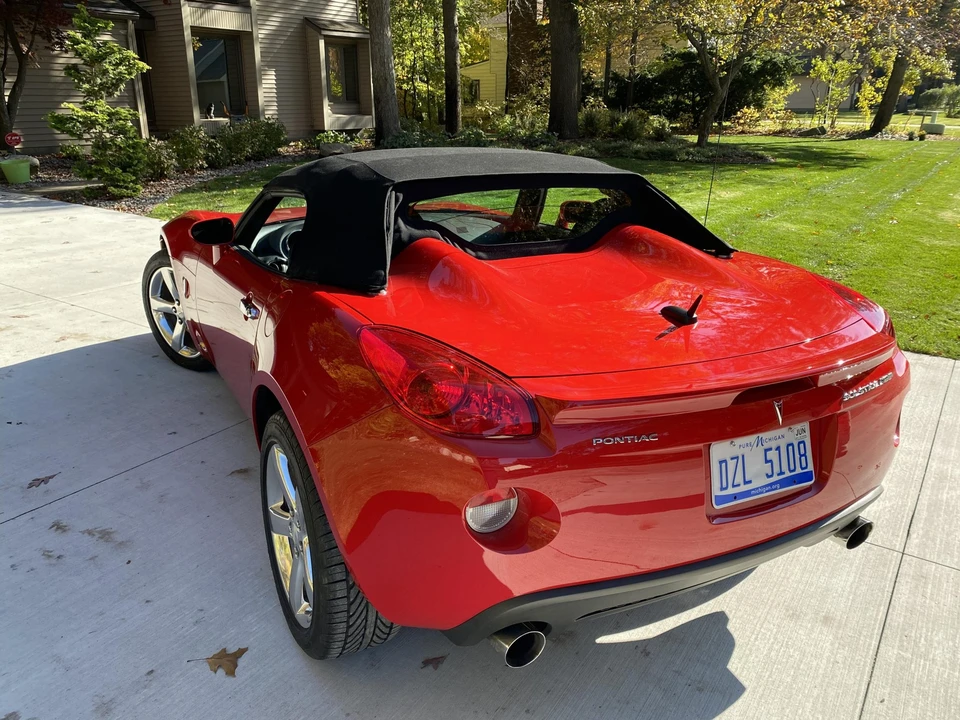 2008 Pontiac Solstice GXP - Image 12 of 31