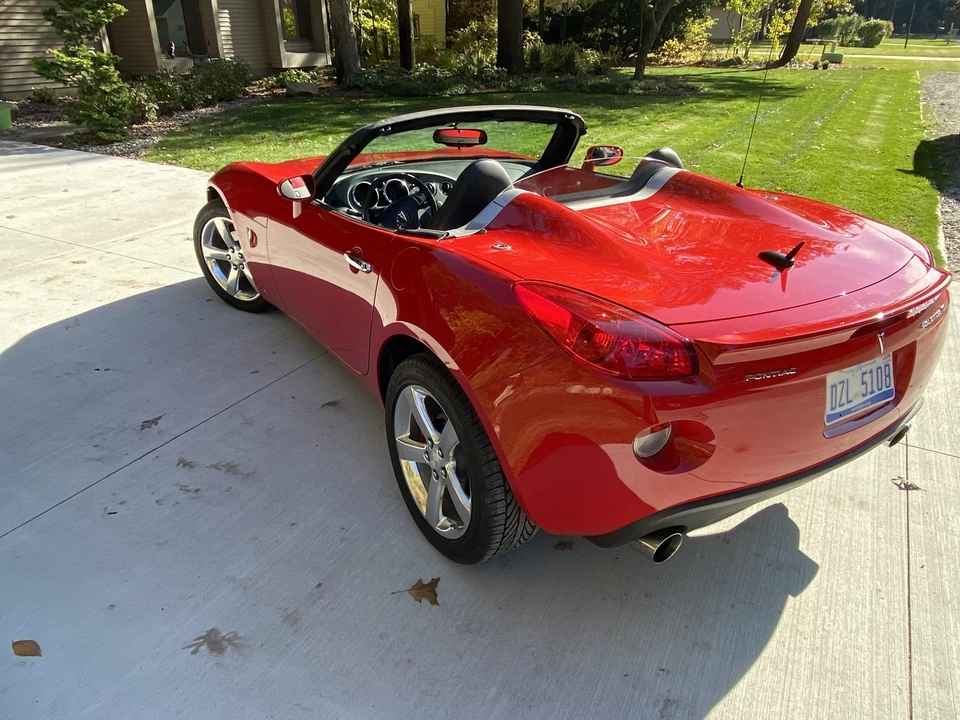 2008 Pontiac Solstice GXP - Image 3 of 31
