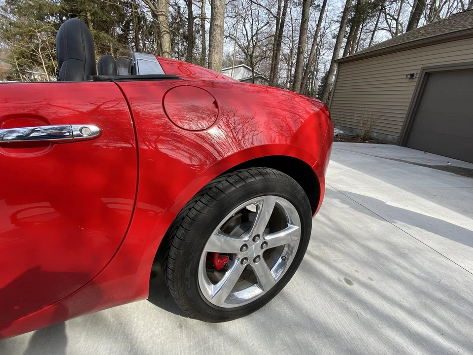 2008 Pontiac Solstice GXP - Image 18 of 31
