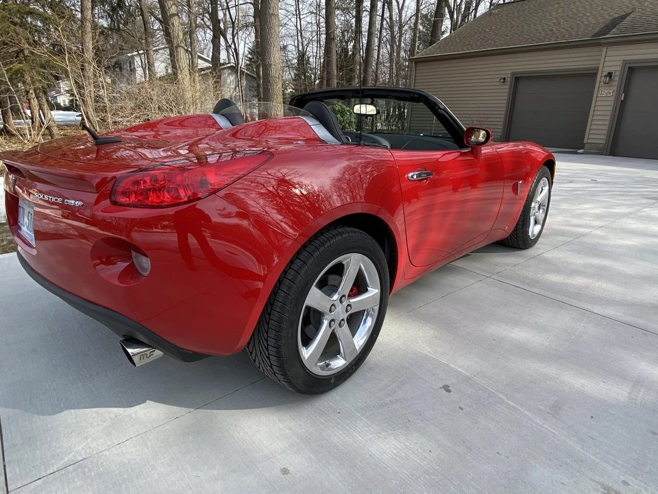 2008 Pontiac Solstice GXP - Image 8 of 31