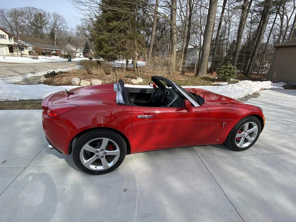 2008 Pontiac Solstice GXP - Image 10 of 31
