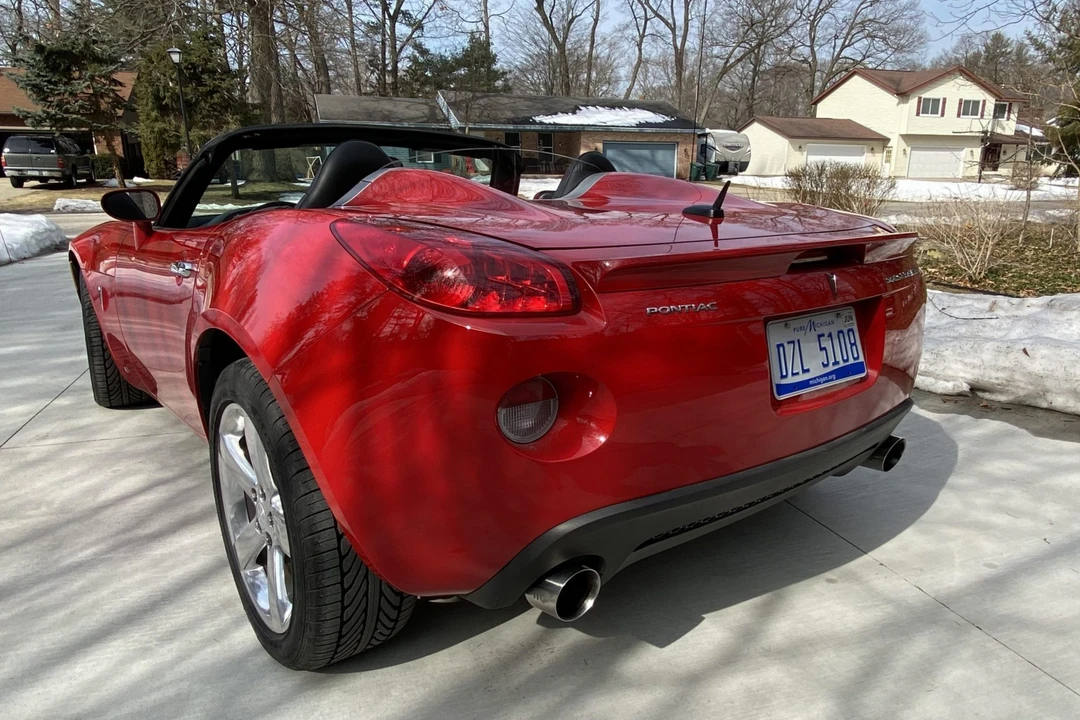 2008 Pontiac Solstice GXP - Image 5 of 31
