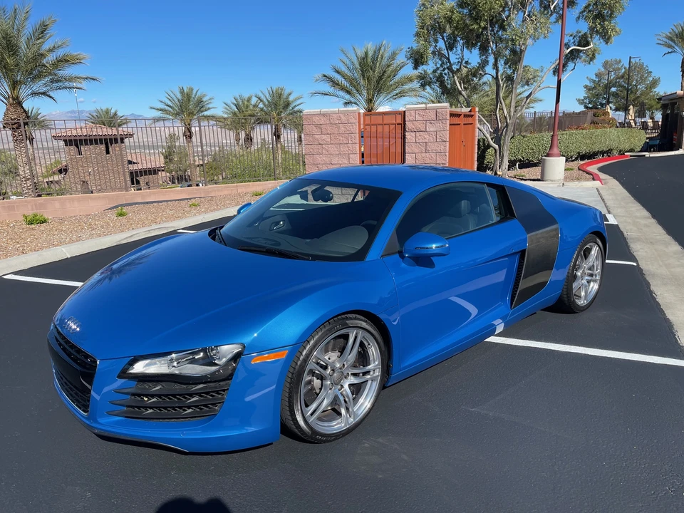 2009 Audi 42 R8 - Image 2 of 31