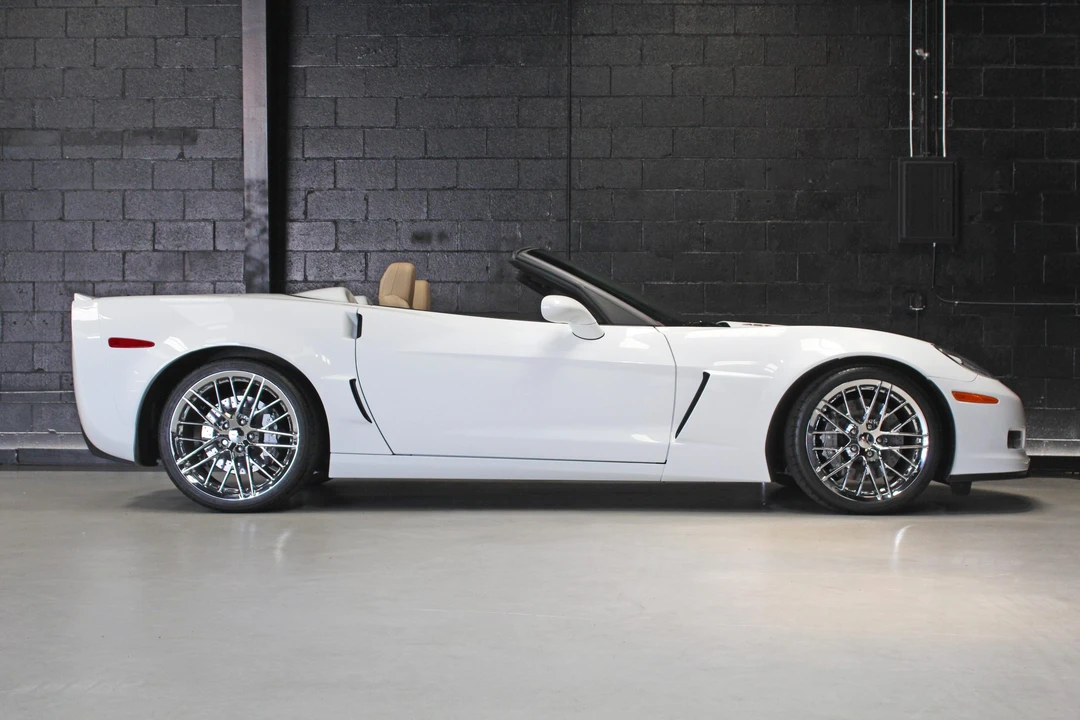 2013 Chevrolet Corvette C6 - Image 17 of 31