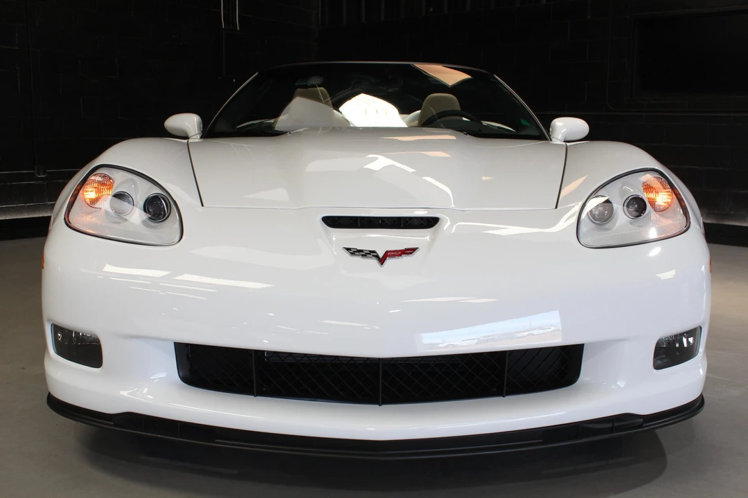 2013 Chevrolet Corvette C6 - Image 9 of 31