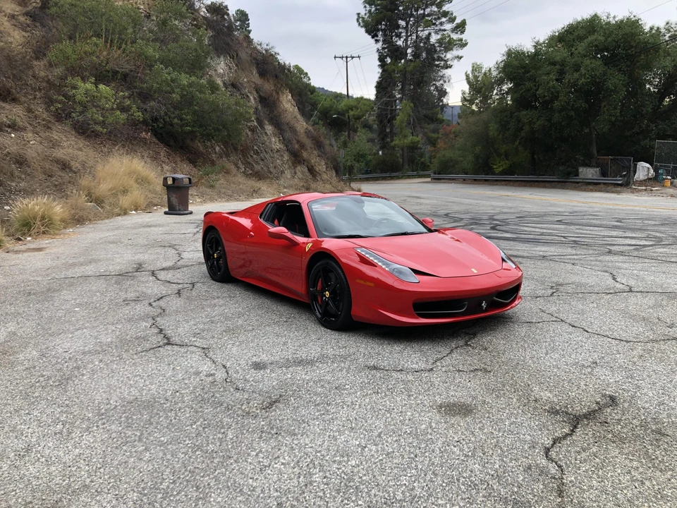2013 Ferrari 458 Spider - Image 25 of 31