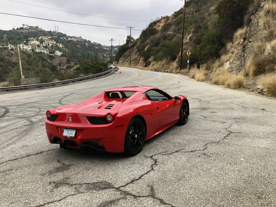 2013 Ferrari 458 Spider - Image 22 of 31