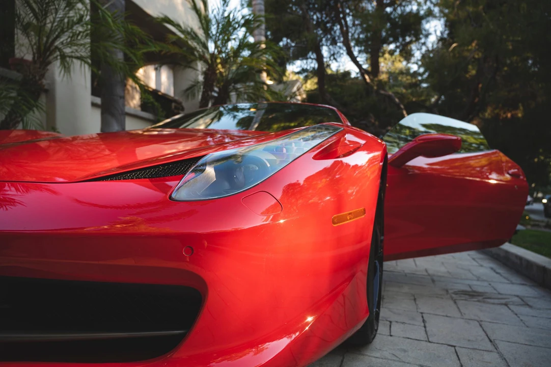 2013 Ferrari 458 Spider - Image 28 of 31