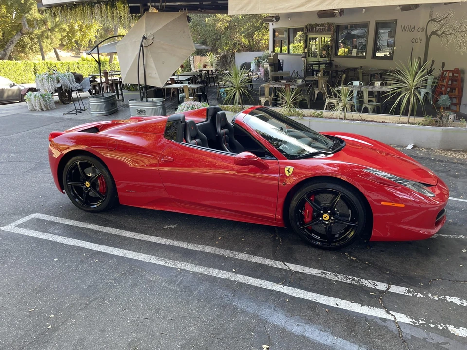2013 Ferrari 458 Spider - Image 12 of 31