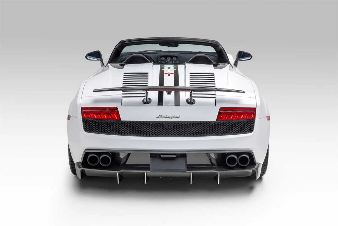 2013 Lamborghini Gallardo LP570-4 Spyder Performante - Image 7 of 31