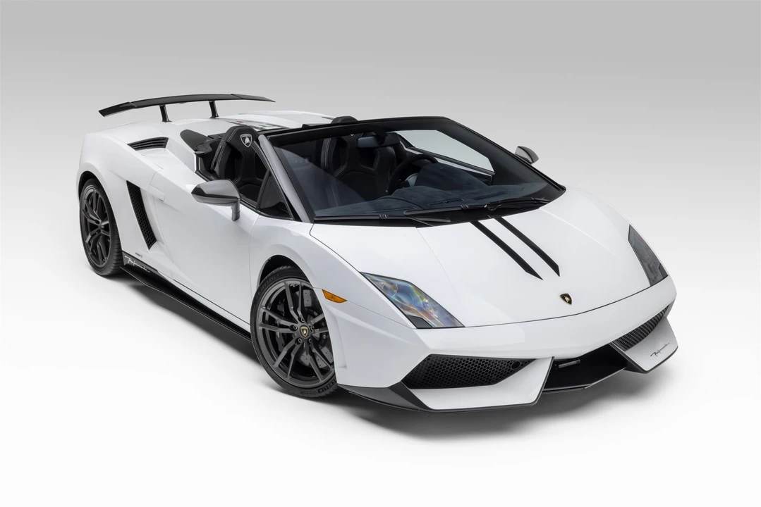 2013 Lamborghini Gallardo LP570-4 Spyder Performante - Image 14 of 31