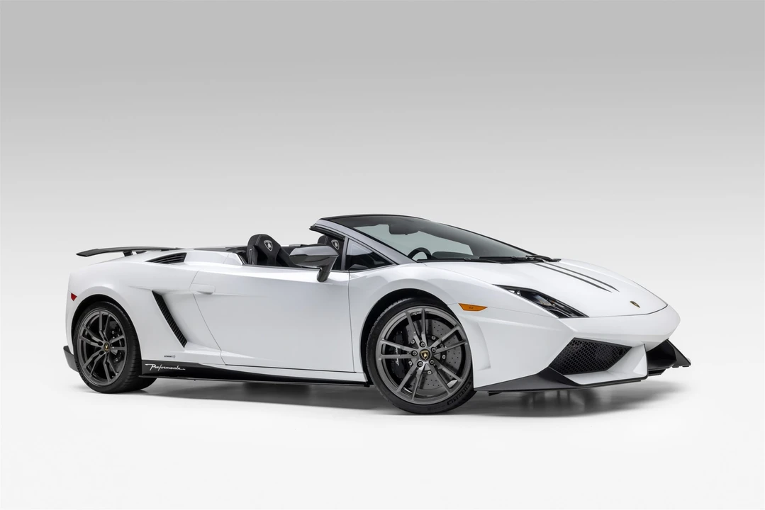 2013 Lamborghini Gallardo LP570-4 Spyder Performante - Image 13 of 31