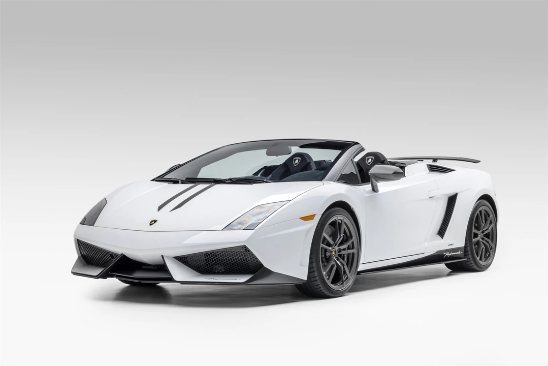 2013 Lamborghini Gallardo LP570-4 Spyder Performante - Image 3 of 31