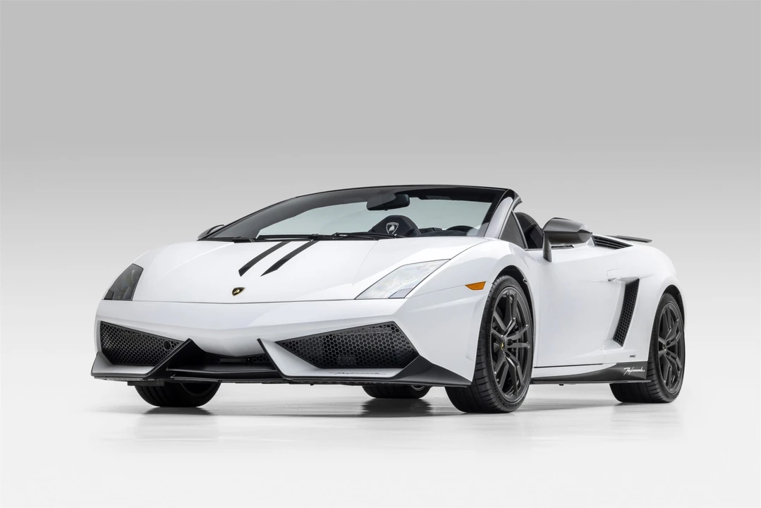 2013 Lamborghini Gallardo LP570-4 Spyder Performante - Image 5 of 31