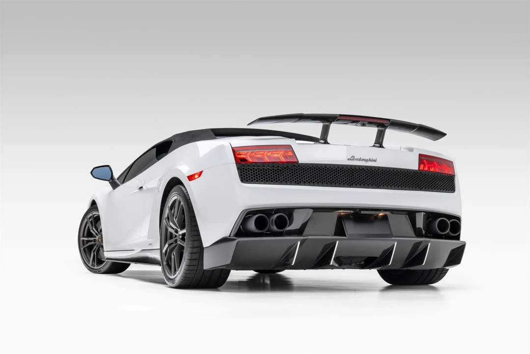 2013 Lamborghini Gallardo LP570-4 Spyder Performante - Image 21 of 31