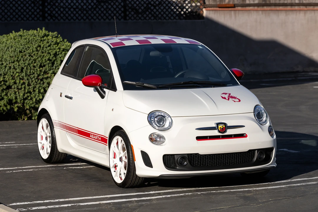 2015 Fiat Abarth 500 - Image 13 of 31