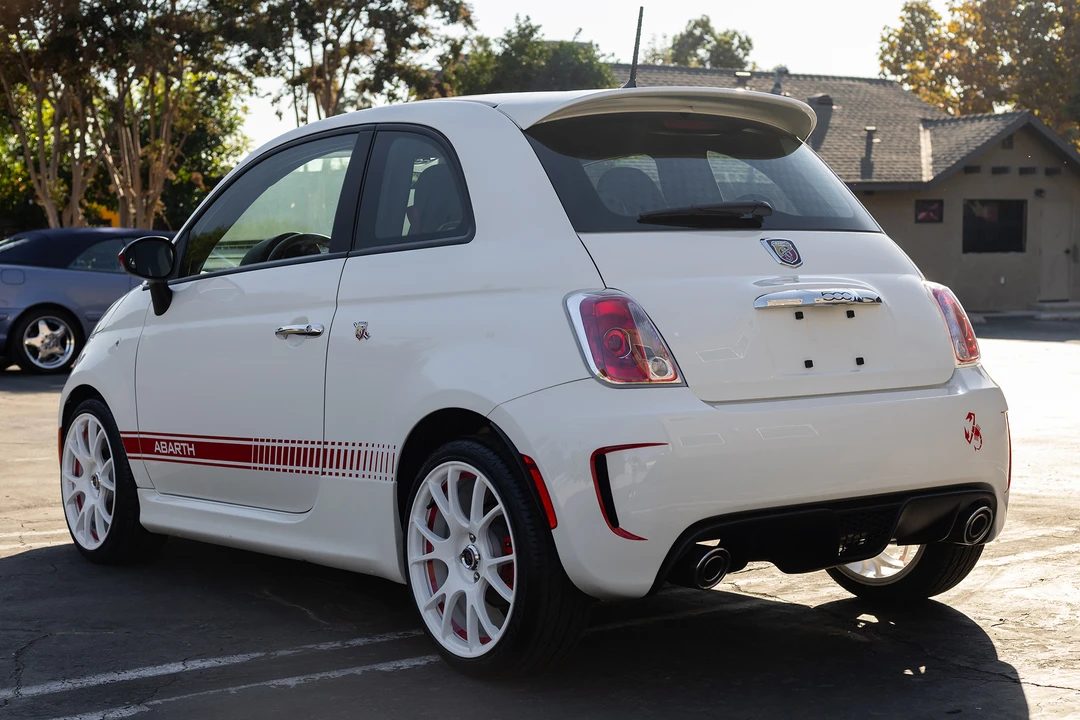 2015 Fiat Abarth 500 - Image 6 of 31