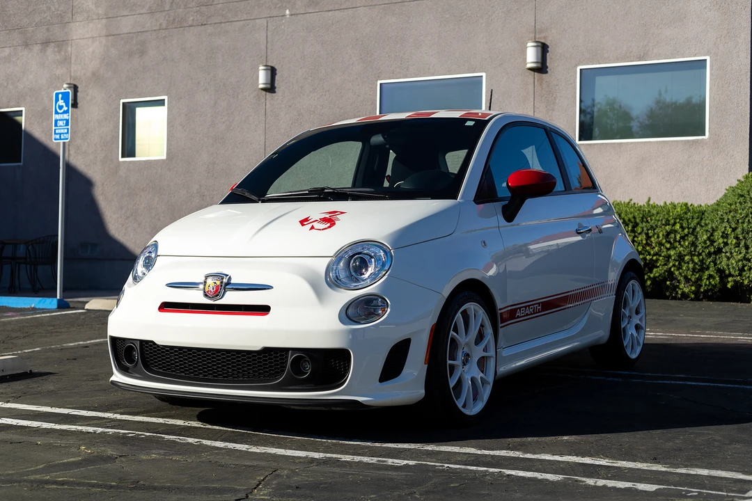 2015 Fiat Abarth 500 - Image 3 of 31
