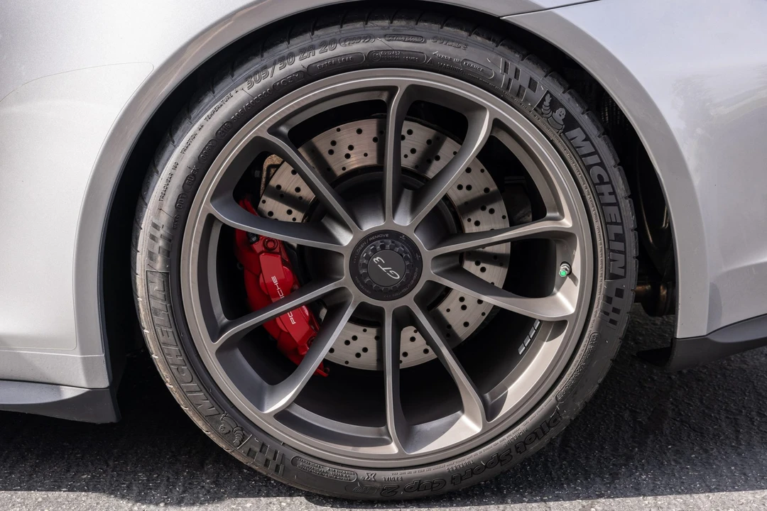 2015 Porsche 991 GT3 - Image 30 of 31